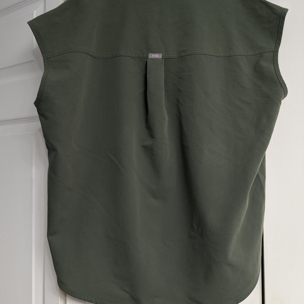 Figs Moss Rafaela-medium- Oversized Scrub Top - Picture 4 of 7